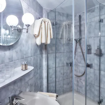 ゲストハウス クロスタースチューブレ