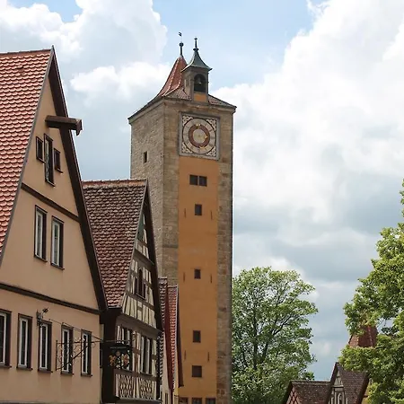 ゲストハウス クロスタースチューブレ